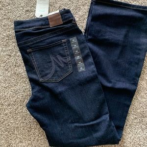 Maurice’s boot cut jeans brand new